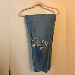 American Eagle Outfitters Light Blue Ripped Cropped Jeans